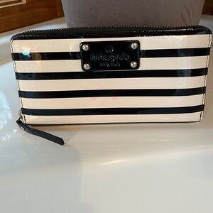 Kate Spade Black and White Striped Wallet